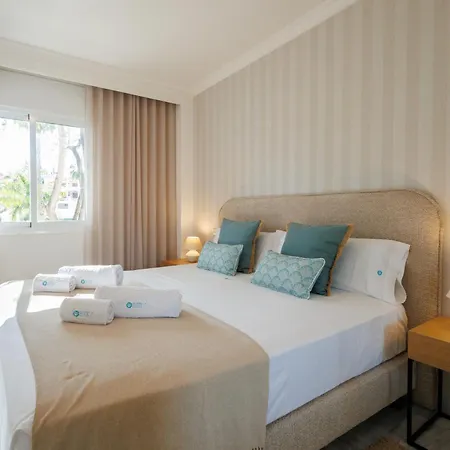 Banus - Lovely-1bdm, Terrace, 3pools Apartamento *