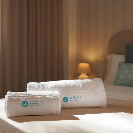 Banus - Lovely-1bdm, Terrace, 3pools Апартаменти