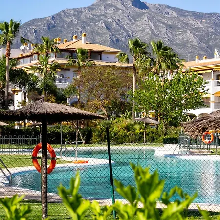 Marbella Banus Suites - Banus, Dama De Noche, Stylishly Redecorated - Brand New Furniture, 1Bed-1Bath, Bright Glazed Terrace, 3 S Pools, Beautiful Complex, Ideal For Families Apartamento