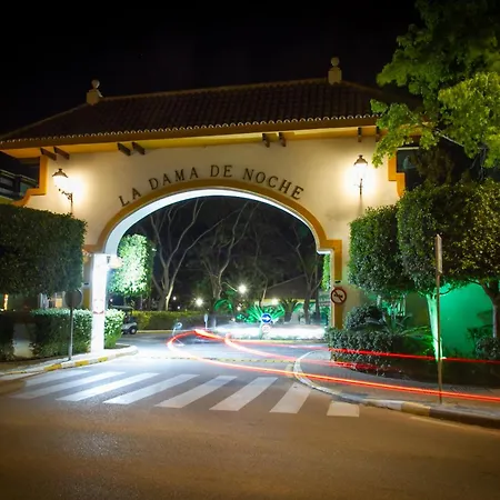 Marbella Banus Suites - Banus, Dama De Noche, Stylishly Redecorated - Brand New Furniture, 1Bed-1Bath, Bright Glazed Terrace, 3 S Pools, Beautiful Complex, Ideal For Families