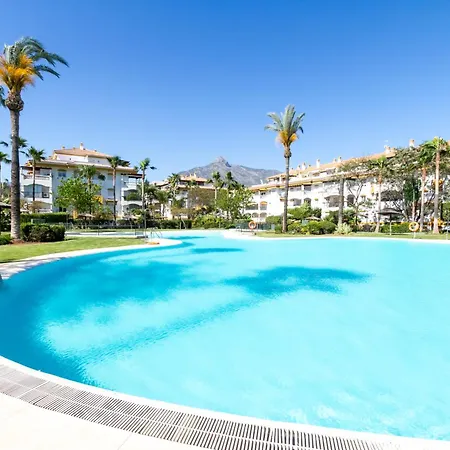 Apartamento Marbella Banus Suites - Banus, Dama De Noche, Stylishly Redecorated - Brand New Furniture, 1Bed-1Bath, Bright Glazed Terrace, 3 S Pools, Beautiful Complex, Ideal For Families