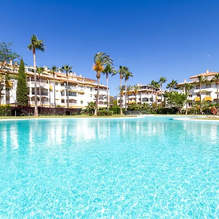 Marbella Banus Suites - Banus, Dama De Noche, Stylishly Redecorated - Brand New Furniture, 1Bed-1Bath, Bright Glazed Terrace, 3 S Pools, Beautiful Complex, Ideal For Families Apartamento Marbella