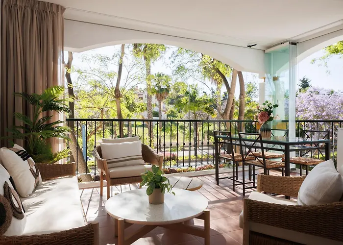 Banus - Lovely-1bdm, Terrace, 3pools *