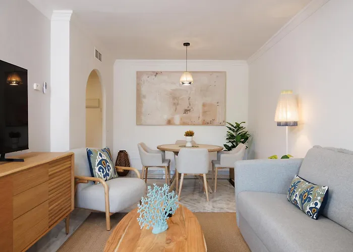 Apartment Banus - Lovely-1bdm, Terrace, 3pools Marbella